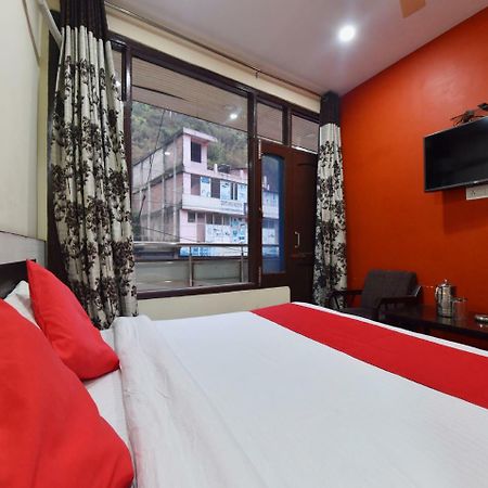 Oyo 28027 Hotel Dhruv Mandi Exterior foto